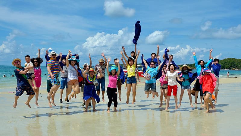 8N/9D Group Package